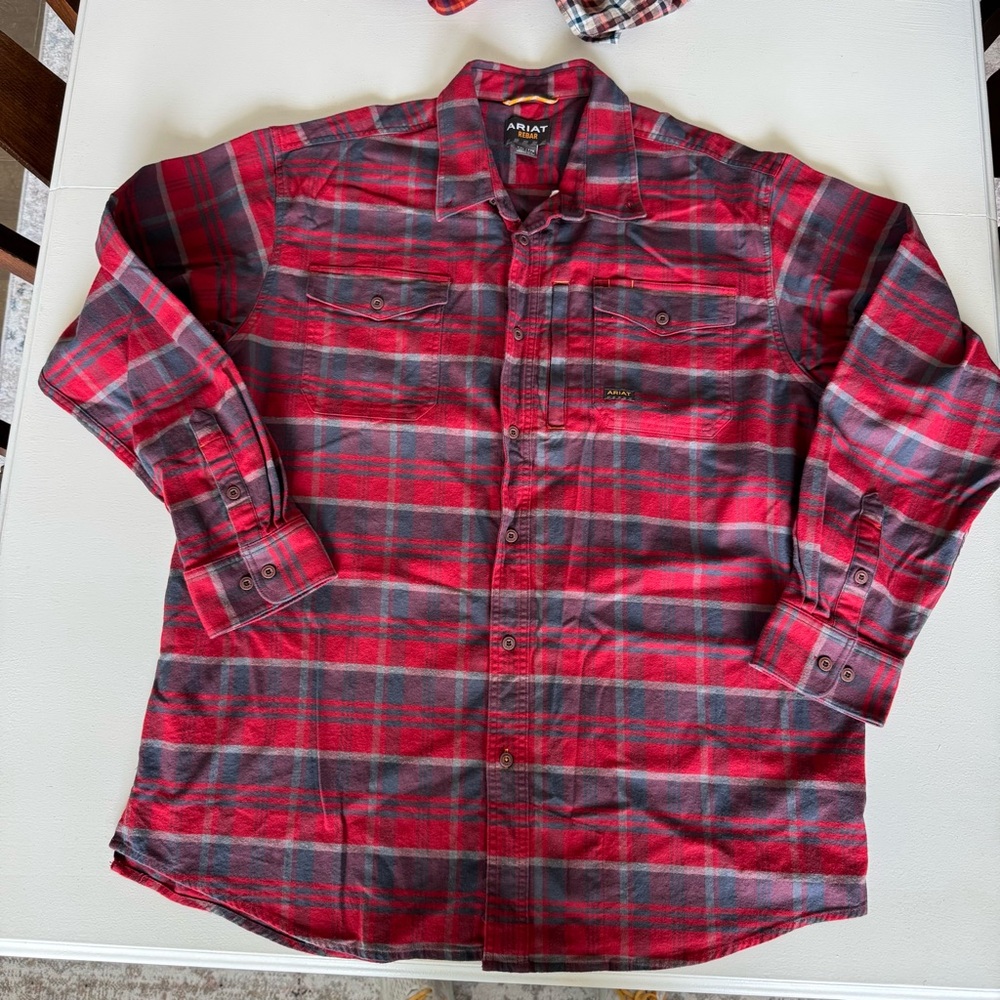 Ariat Rebar Men's Red and Gray Plaid Button Down Flannel Shirt XXL StretchCotton